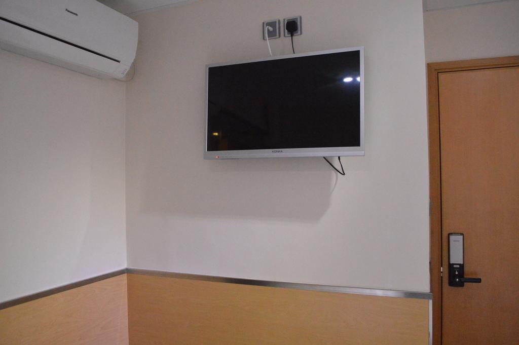 Modern Inn Гонконг Экстерьер фото
