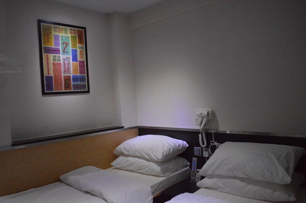 Modern Inn Гонконг Экстерьер фото